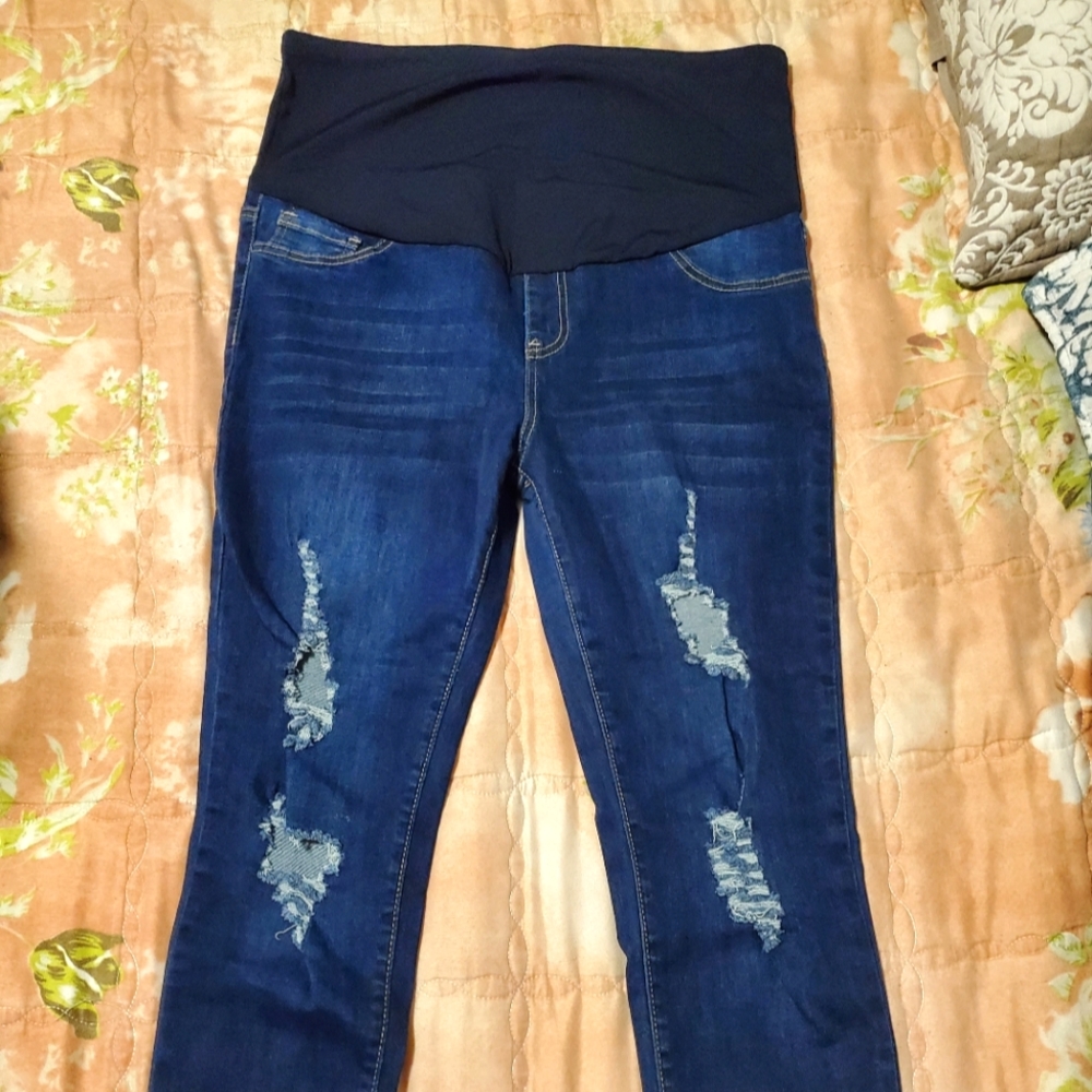 Maternity skinny jeans